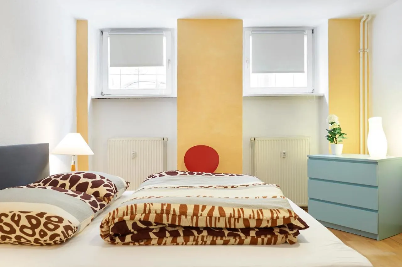 Top Spot Mitte . The Place To Be ! Berlin Apartment